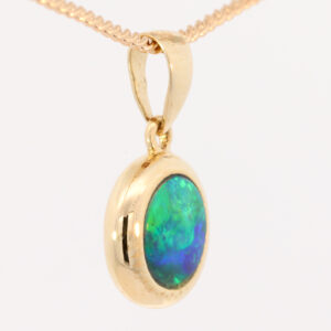 Yellow Gold Blue Green Australian Doublet Opal Pendant Necklace