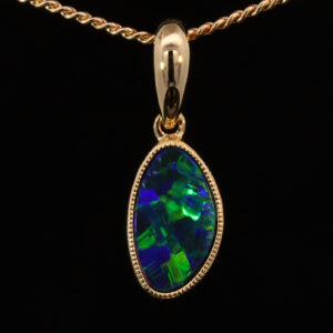 Yellow Gold Blue Green Australian Doublet Opal Pendant Necklace