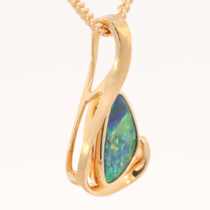 Yellow Gold Blue Green Yellow Orange Australian Doublet Opal Pendant Necklace