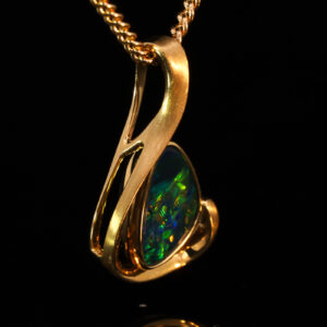 Yellow Gold Blue Green Yellow Orange Australian Doublet Opal Pendant Necklace