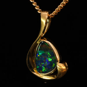 Yellow Gold Blue Green Yellow Orange Australian Doublet Opal Pendant Necklace