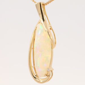 Yellow Gold Blue Green Yellow Orange Red Crystal Opal Pendant